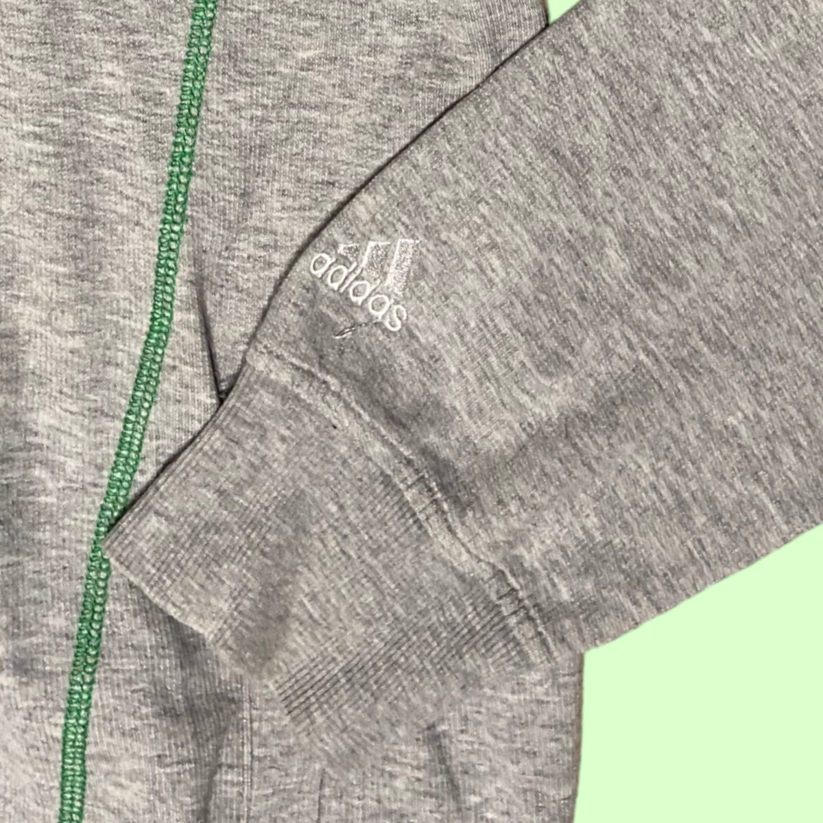 Vintage Adidas hoodie - M