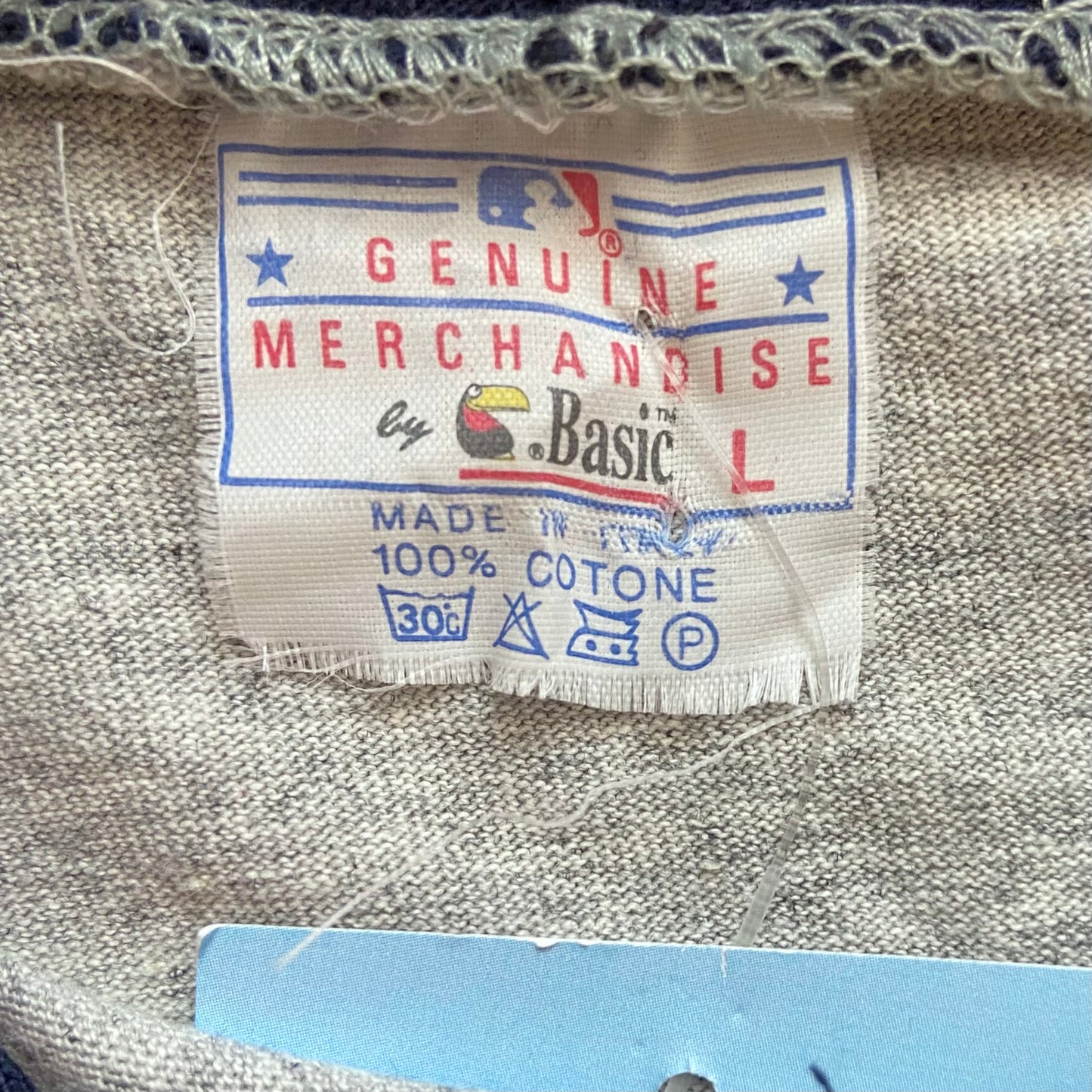 Vintage New York Yankees hooded t-shirt - L