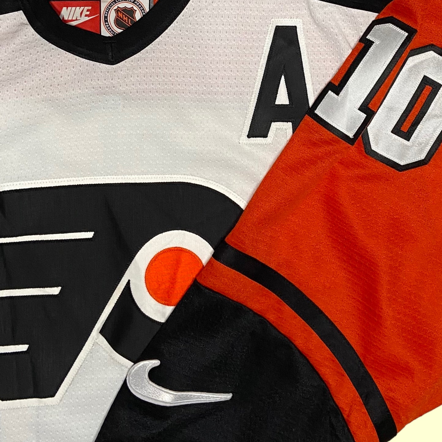 Vintage Nike LeClair Flyers jersey - XL