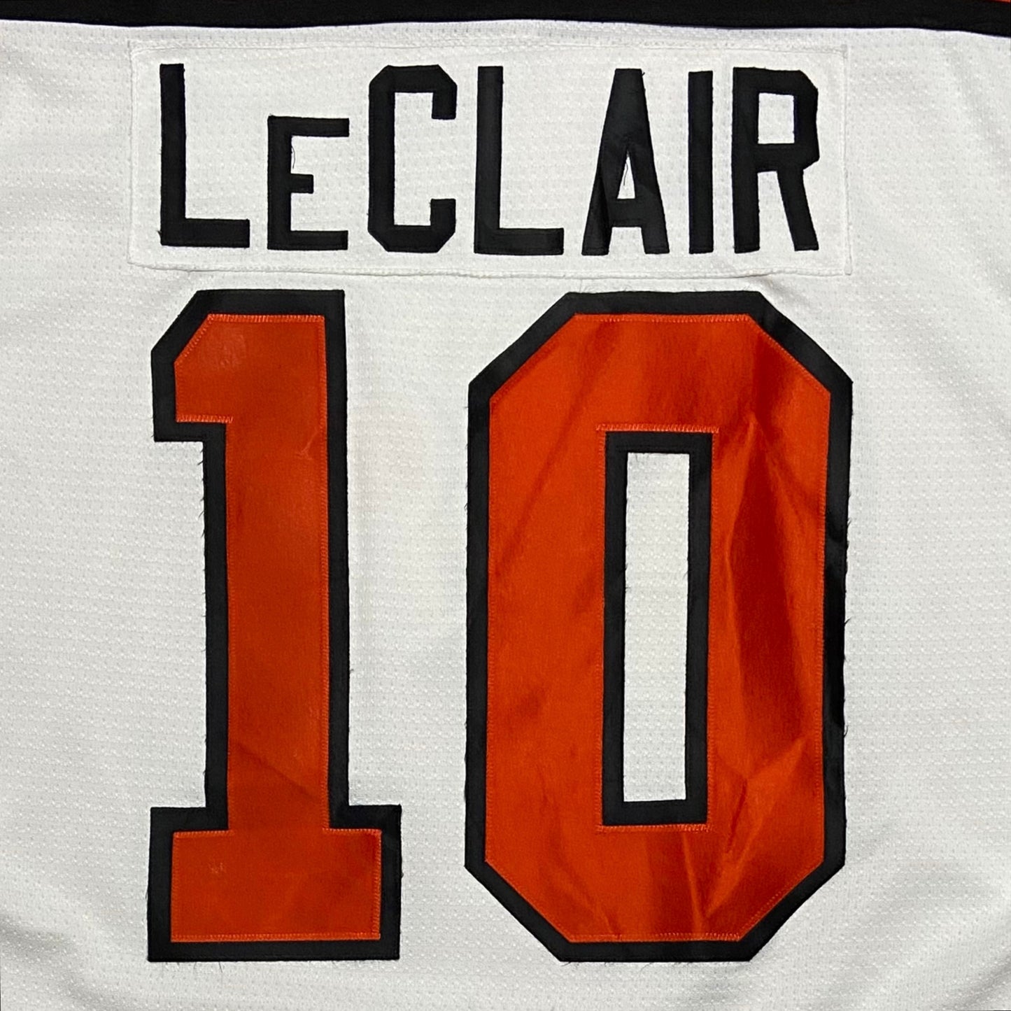 Vintage Nike LeClair Flyers jersey - XL