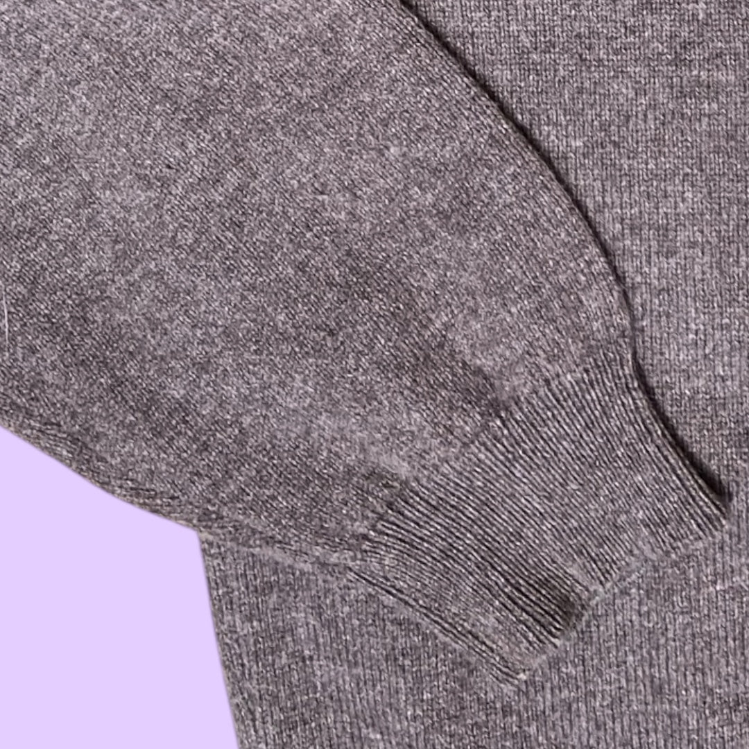 Vintage Lacoste v-neck wool jumper - XL