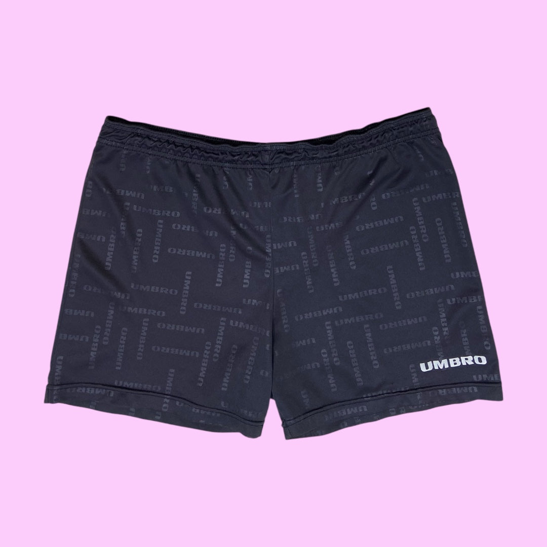 Vintage Umbro shorts - L